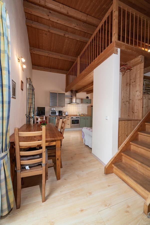 Gut Tausendbachl Apartment Реген Екстериор снимка